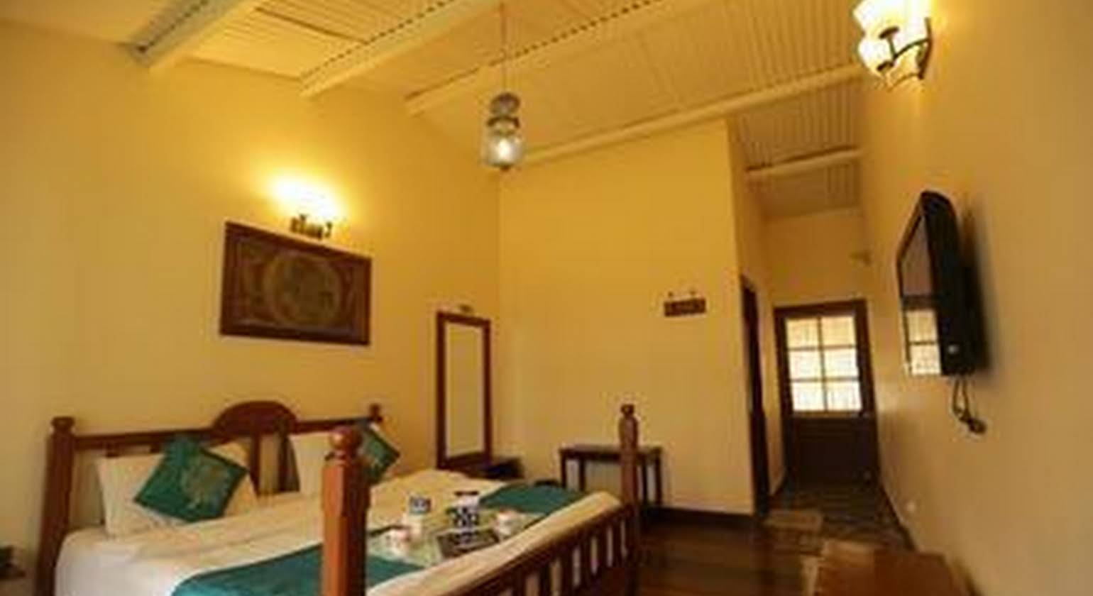 OYO Premium Heritage Stays Charing Cross Ooty