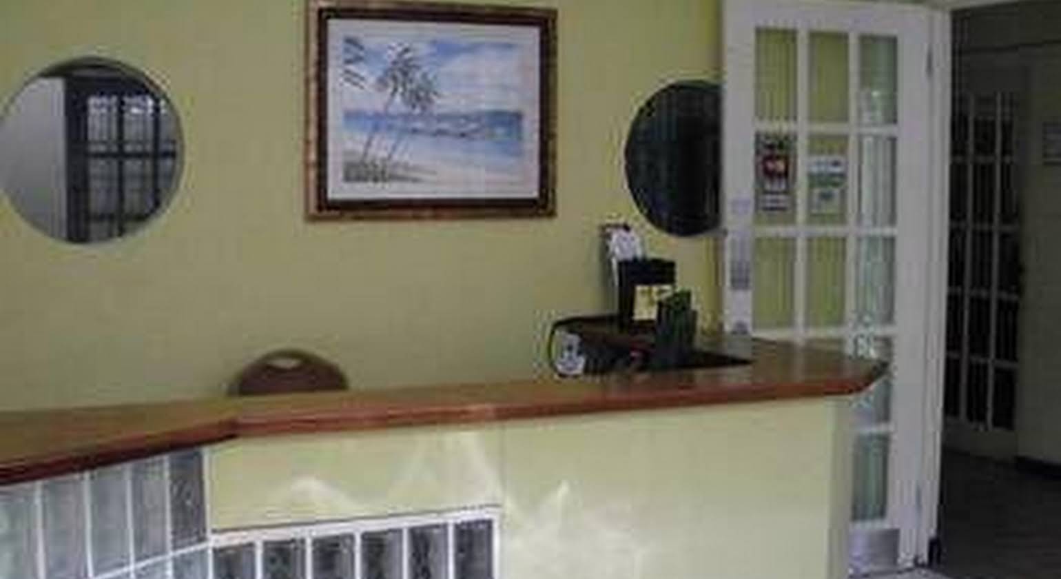 Pineapple Court Hotel Ocho Rios