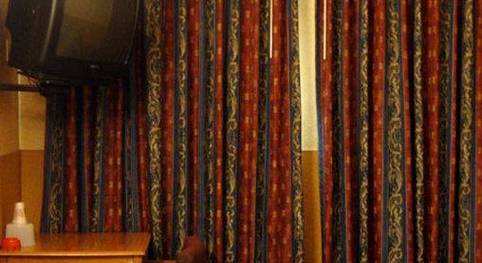 Riviera Motor Inn Brooklyn Cypress Hills