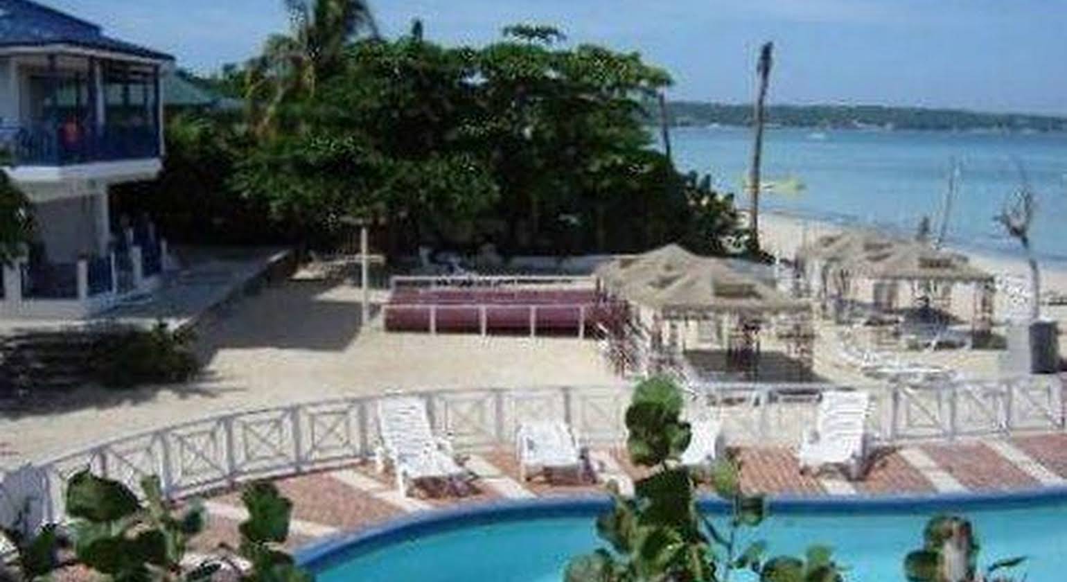 Negril Treehouse Resort